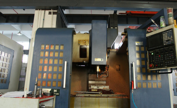 金屬零件加工的清洗方法及注意事項